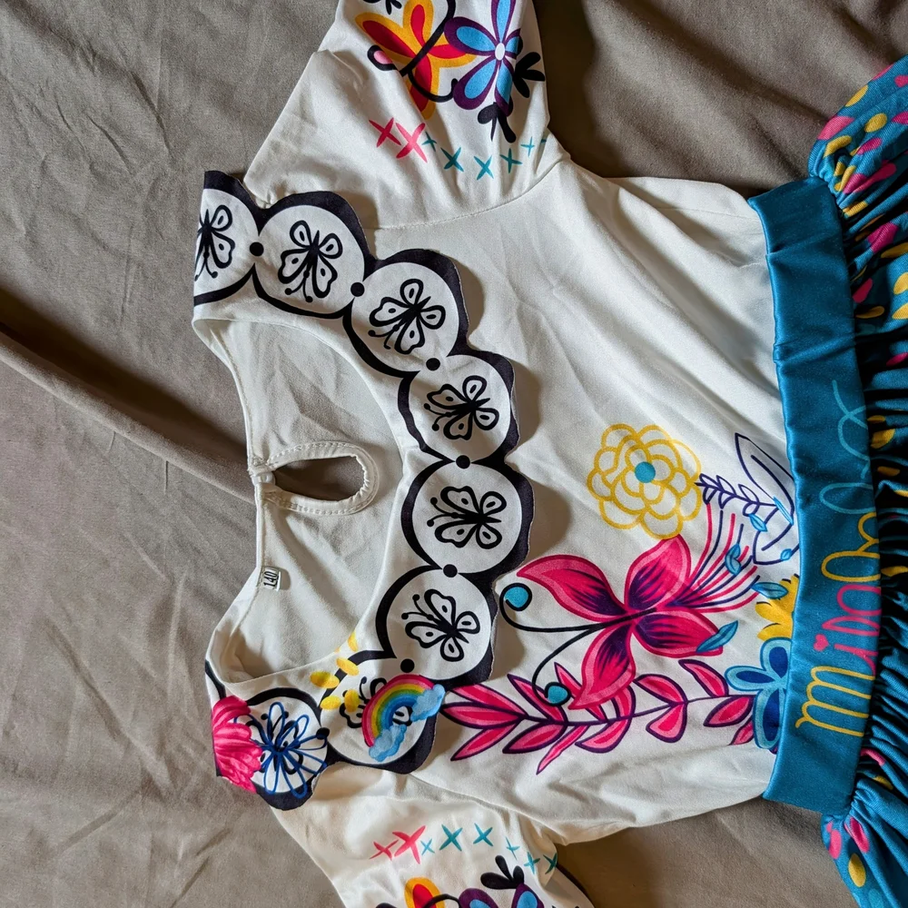 Disney‎ Encanto Mirabel Costume